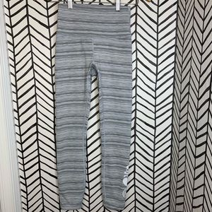 🔸 lululemon High times pant cyber stripe 4